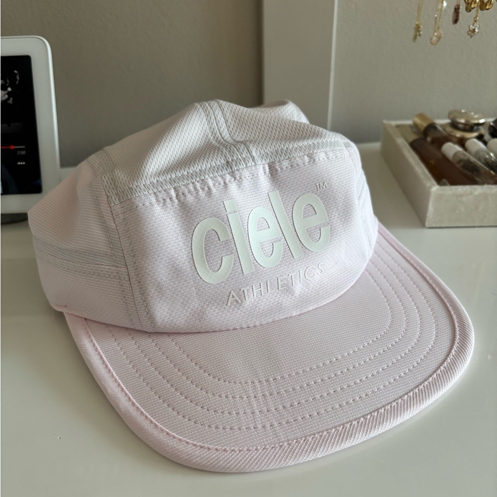 Ciele GoCap hat